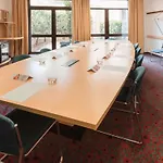 Ibis Centre Chateau 3*