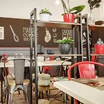 Ibis Centre Chateau Hotel