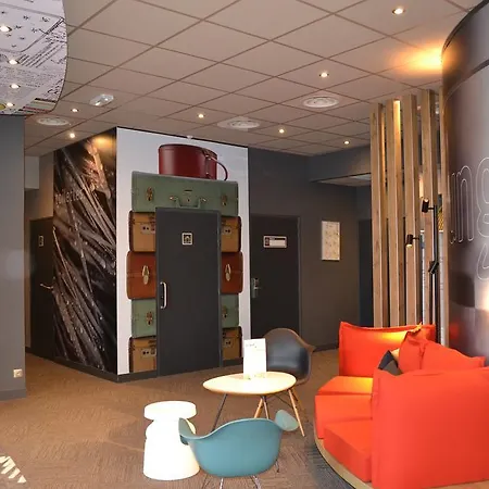 Ibis Centre Chateau 3*