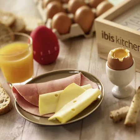 Ibis Centre Chateau Готель Анже