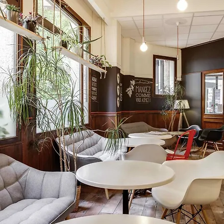 Готель Ibis Centre Chateau