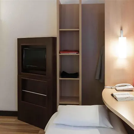 فندق Ibis Centre Chateau