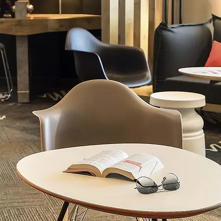 Ibis Centre Chateau فندق أنجير