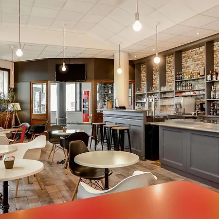 Ibis Centre Chateau Hotel