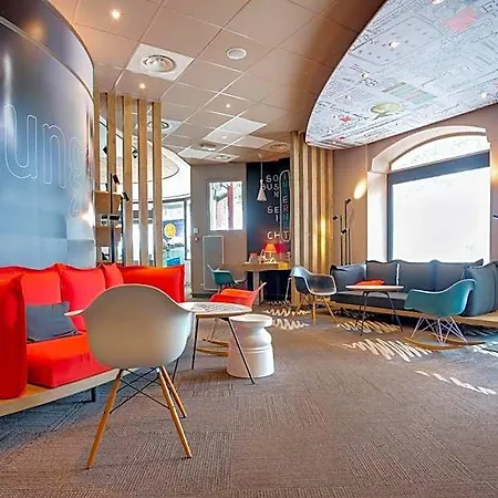 Ibis Centre Chateau Hotel 3*