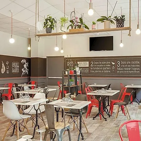 Hotel Ibis Centre Chateau 3*