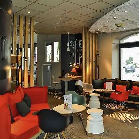 Hotel Ibis Centre Chateau 3*