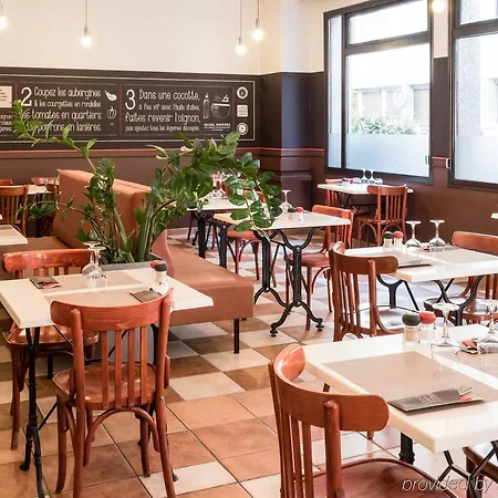 Ibis Centre Chateau 3* Ανζέρ