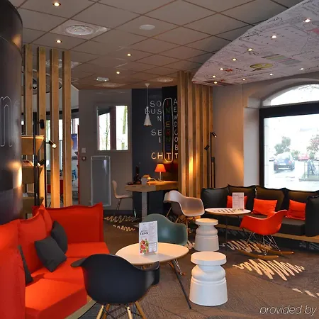 Ibis Centre Chateau ホテル アンジェ
