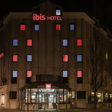 Ibis Centre Chateau 3*