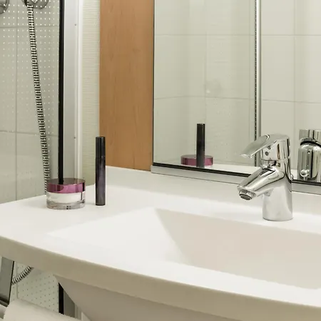 Ξενοδοχείο Ibis Centre Chateau Ανζέρ