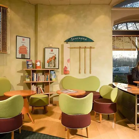 Ibis Centre Chateau 3* アンジェ