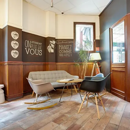 Ibis Centre Chateau 3*