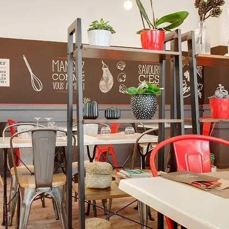 Готель Ibis Centre Chateau Анже