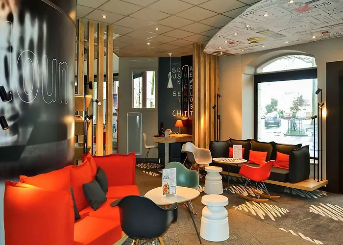 Ibis Centre Chateau Hotel