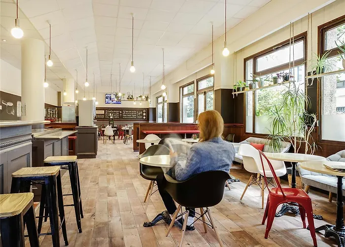 Ibis Centre Chateau Otel