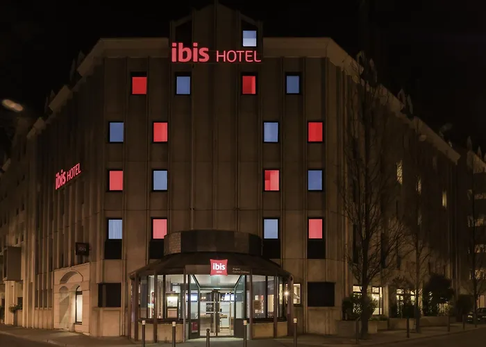 Ibis Centre Chateau 3*