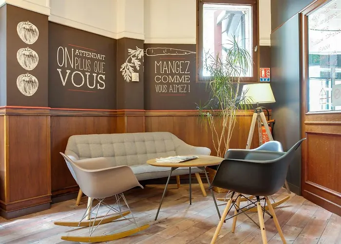 ホテル Ibis Centre Chateau 3*